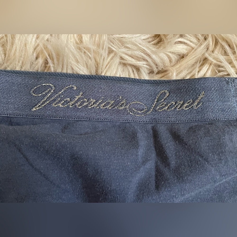 NWOT Victoria’s Secret 3 Hipster Panties! - Picture 2 of 16